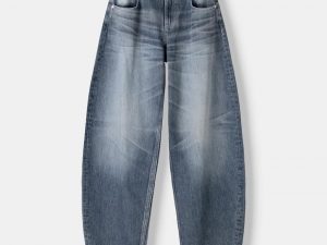 Balloon-fit baggy jeans