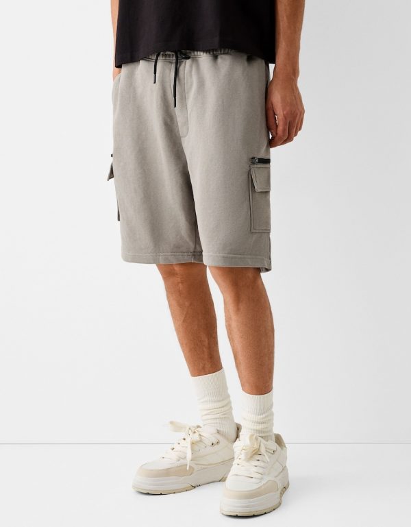 Plush cargo Bermuda shorts - Image 7